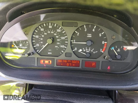 ✅ 2002 BMW 3 Series 325i • VIN: WBAET37412NG79046 • Lot: 45091158. Wystawiony na IAAI z przebiegiem 180 140 mil. Bezpłatny archiwum sprzedaży aukcyjnych z USA i szczegółowy raport historii pojazdu na DreamBid. Zdjęcie 7.