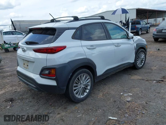 ✅ 2020 Hyundai Kona SEL • VIN: KM8K22AA2LU399007 • Lot: 43361380. Wystawiony na IAAI z przebiegiem 90 920 mil. Bezpłatny archiwum sprzedaży aukcyjnych z USA i szczegółowy raport historii pojazdu na DreamBid. Zdjęcie 4.