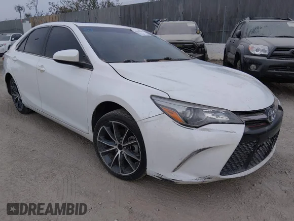✅ 2017 Toyota Camry XLE • VIN: 4T1BF1FK4HU324591 • Лот: 44465620. Опубліковано раніше на IAAI з пробігом 90 533 миль. Безкоштовний доступ до архіву аукціонних продажів зі США та докладний звіт про історію автомобіля на DreamBid. Зображення 1.