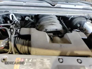 ✅ 2019 Chevrolet Suburban LS • VIN: 1GNSCGKC9KR298926 • Lot: 93260805. Listed on Copart with 104,706 mi. Free auction sales archive from the USA and detailed vehicle history report at DreamBid. Image 16.