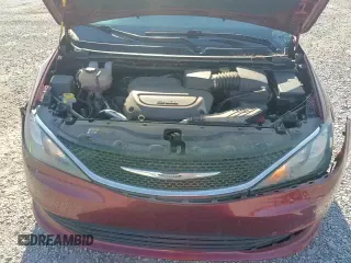 ✅ 2020 Chrysler Voyager LX • VIN: 2C4RC1CG9LR107782 • Лот: 71768785. Опубликован ранее на Copart с пробегом 52 300 миль. Бесплатный доступ к архиву аукционных продаж из США и подробный отчёт об истории автомобиля на DreamBid. Изображение 14.