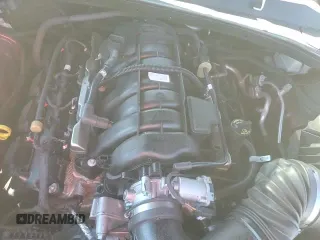 ✅ 2022 Dodge Charger R/T • VIN: 2C3CDXCT9NH122752 • Lot: 82533125. Listed on Copart with 85,925 mi. Free auction sales archive from the USA and detailed vehicle history report at DreamBid. Image 15.