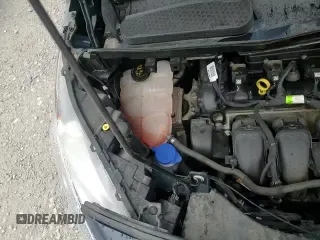 ✅ 2019 Ford Transit Connect XLT • VIN: NM0GS9F24K1412728 • Lot: 69808815. Wystawiony na Copart z przebiegiem 100 090 mil. Bezpłatny archiwum sprzedaży aukcyjnych z USA i szczegółowy raport historii pojazdu na DreamBid. Zdjęcie 16.