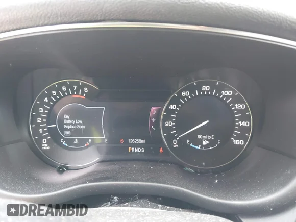 ✅ 2015 Lincoln MKC • VIN: 5LMCJ2A90FUJ08678 • Lot: 45315765. Wystawiony na IAAI z przebiegiem 126 258 mil. Bezpłatny archiwum sprzedaży aukcyjnych z USA i szczegółowy raport historii pojazdu na DreamBid. Zdjęcie 7.