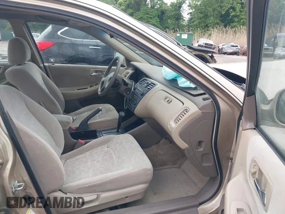 ✅ 2002 Honda Accord EX • VIN: 1HGCG56612A087066 • Lot: 45207269. Wystawiony na IAAI z przebiegiem 198 580 mil. Bezpłatny archiwum sprzedaży aukcyjnych z USA i szczegółowy raport historii pojazdu na DreamBid. Zdjęcie 5.