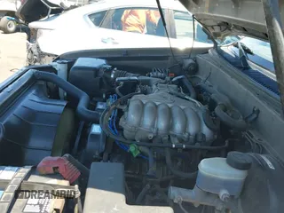 ✅ 2003 Toyota Tundra • VIN: 5TBJN32143S378653 • Lot: 42677352. Wystawiony na IAAI z przebiegiem 177 651 mil. Bezpłatny archiwum sprzedaży aukcyjnych z USA i szczegółowy raport historii pojazdu na DreamBid. Zdjęcie 19.