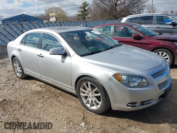 ✅ 2011 Chevrolet Malibu LTZ • VIN: 1G1ZE5E72BF264860 • Лот: 44720047. Опубліковано раніше на IAAI з пробігом 95 932 миль. Безкоштовний доступ до архіву аукціонних продажів зі США та докладний звіт про історію автомобіля на DreamBid. Зображення 1.