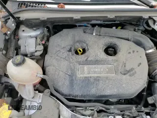 ✅ 2017 Lincoln MKC Premiere • VIN: 5LMCJ1D92HUL39879 • Lot: 63484675. Listed on Copart with 111,386 mi. Free auction sales archive from the USA and detailed vehicle history report at DreamBid. Image 16.