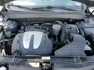 ✅ 2012 Hyundai Santa Fe Limited • VIN: 5XYZKDAGXCG107284 • Lot: 82957034. Listed on Copart with 223,687 mi. Free auction sales archive from the USA and detailed vehicle history report at DreamBid. Image 14.