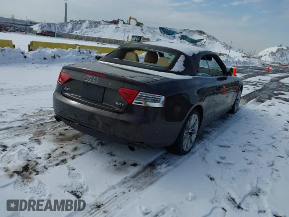 ✅ 2013 Audi A5 Premium Plus • VIN: WAULFAFH2DN009559 • Лот: 44471899. Опубліковано раніше на IAAI з пробігом 102 465 миль. Безкоштовний доступ до архіву аукціонних продажів зі США та докладний звіт про історію автомобіля на DreamBid. Зображення 4.