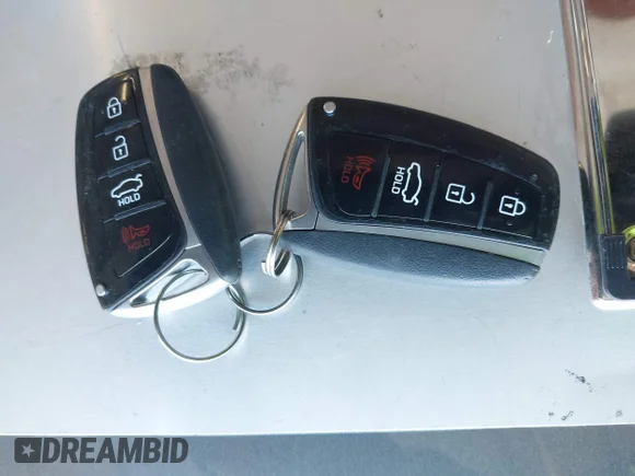 ✅ 2015 Hyundai Genesis 5.0L • VIN: KMHGN4JF8FU061202 • Lot: 43021232. Wystawiony na IAAI z przebiegiem 158 883 mil. Bezpłatny archiwum sprzedaży aukcyjnych z USA i szczegółowy raport historii pojazdu na DreamBid. Zdjęcie 11.