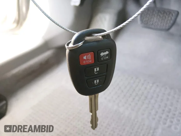 ✅ 2016 Toyota Camry XLE • VIN: 4T4BF1FK8GR549195 • Lot: 45047301. Listed on IAAI with 192,247 mi. Free auction sales archive from the USA and detailed vehicle history report at DreamBid. Image 11.