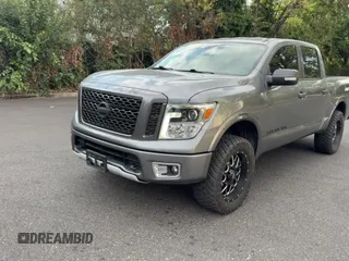 ✅ 2019 Nissan Titan S • VIN: 1N6AA1E5XKN519197 • Лот: 80411215. Опубликован ранее на Copart с пробегом 73 119 миль. Бесплатный доступ к архиву аукционных продаж из США и подробный отчёт об истории автомобиля на DreamBid. Изображение 11.