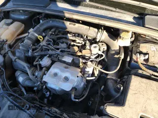 ✅ 2018 Ford Focus SE • VIN: 1FADP3FE8JL217139 • Лот: 93906745. Опубликован ранее на Copart с пробегом 56 270 миль. Бесплатный доступ к архиву аукционных продаж из США и подробный отчёт об истории автомобиля на DreamBid. Изображение 13.