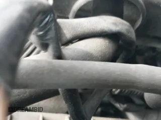 ✅ 2005 Scion xA • VIN: JTKKT604050104526 • Lot: 42795418. Wystawiony na IAAI z przebiegiem 173 220 mil. Bezpłatny archiwum sprzedaży aukcyjnych z USA i szczegółowy raport historii pojazdu na DreamBid. Zdjęcie 12.