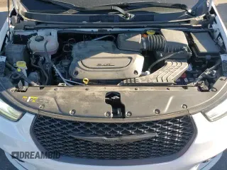 ✅ 2023 Chrysler Pacifica Touring L • VIN: 2C4RC1BG7PR603655 • Lot: 90858205. Wystawiony na Copart z przebiegiem 26 678 mil. Bezpłatny archiwum sprzedaży aukcyjnych z USA i szczegółowy raport historii pojazdu na DreamBid. Zdjęcie 14.