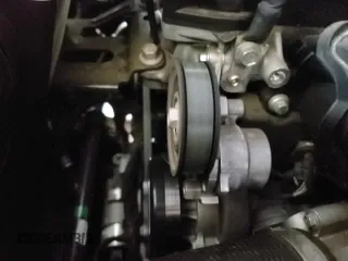 ✅ 2021 Ford Explorer XLT • VIN: 1FMSK7DH3MGA77773 • Lot: 90429055. Wystawiony na Copart z przebiegiem 106 467 mil. Bezpłatny archiwum sprzedaży aukcyjnych z USA i szczegółowy raport historii pojazdu na DreamBid. Zdjęcie 16.