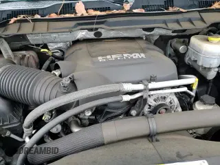 ✅ 2018 Ram 3500 Tradesman • VIN: 3C63R3GJ5JG373008 • Лот: 44200235. Опубликован ранее на Copart с пробегом 93 401 миль. Бесплатный доступ к архиву аукционных продаж из США и подробный отчёт об истории автомобиля на DreamBid. Изображение 13.