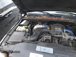 ✅ 2001 GMC Sierra 3500 • VIN: 1GTJK33121F200929 • Lot: 82305074. Wystawiony na Copart z przebiegiem 161 153 mil. Bezpłatny archiwum sprzedaży aukcyjnych z USA i szczegółowy raport historii pojazdu na DreamBid. Zdjęcie 13.