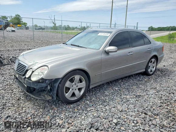 ✅ 2003 Mercedes-Benz E 500 • VIN: WDBUF70J33A238830 • Лот: 54138406. Опубліковано раніше на Copart з пробігом 113 100 миль. Безкоштовний доступ до архіву аукціонних продажів зі США та докладний звіт про історію автомобіля на DreamBid. Зображення 1.