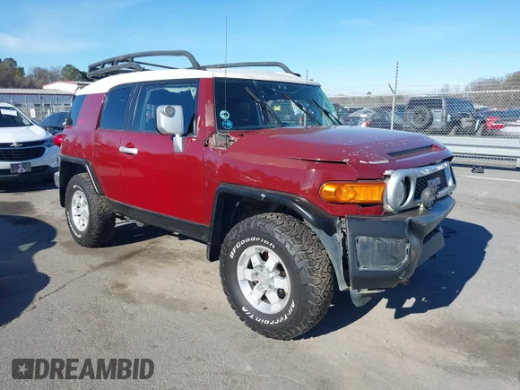 ✅ 2011 Toyota FJ Cruiser • VIN: JTEBU4BF3BK109643 • Лот: 44049758. Опубликован ранее на IAAI с пробегом 229 138 миль. Бесплатный доступ к архиву аукционных продаж из США и подробный отчёт об истории автомобиля на DreamBid. Изображение 1.