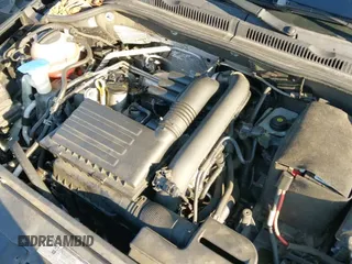 ✅ 2017 Volkswagen Jetta SE • VIN: 3VWDB7AJ4HM244963 • Лот: 43257405. Опубликован ранее на IAAI с пробегом 111 637 миль. Бесплатный доступ к архиву аукционных продаж из США и подробный отчёт об истории автомобиля на DreamBid. Изображение 19.