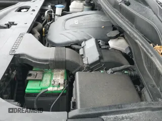 ✅ 2017 Kia Sedona LX • VIN: KNDMB5C10H6224164 • Lot: 43762522. Listed on IAAI with 142,526 mi. Free auction sales archive from the USA and detailed vehicle history report at DreamBid. Image 19.