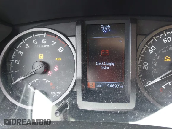 ✅ 2019 Toyota Tacoma SR5 • VIN: 5TFSZ5AN4KX182303 • Лот: 42987634. Опубліковано раніше на IAAI з пробігом 94 697 миль. Безкоштовний доступ до архіву аукціонних продажів зі США та докладний звіт про історію автомобіля на DreamBid. Зображення 7.
