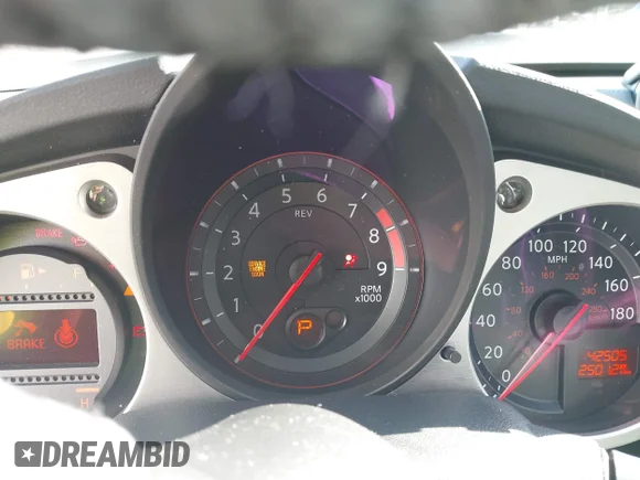 ✅ 2020 Nissan 370Z Sport • VIN: JN1AZ4EH7LM820317 • Lot: 43428000. Wystawiony na IAAI z przebiegiem 42 505 mil. Bezpłatny archiwum sprzedaży aukcyjnych z USA i szczegółowy raport historii pojazdu na DreamBid. Zdjęcie 7.