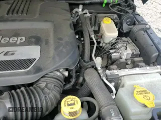 ✅ 2017 Jeep Wrangler Unlimited Sahara • VIN: 1C4BJWEG0HL557001 • Лот: 85711065. Опубликован ранее на Copart с пробегом 94 702 миль. Бесплатный доступ к архиву аукционных продаж из США и подробный отчёт об истории автомобиля на DreamBid. Изображение 15.