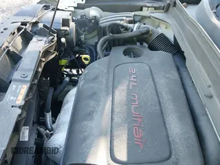 ✅ 2018 Jeep Renegade Latitude • VIN: ZACCJABB4JPH11453 • Lot: 43369918. Listed on IAAI with 138,214 mi. Free auction sales archive from the USA and detailed vehicle history report at DreamBid. Image 20.