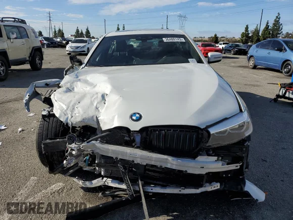 ✅ 2019 BMW 5 Series 530e • VIN: WBAJA9C58KB254864 • Лот: 36480143. Опубліковано раніше на Copart з пробігом Не вказано. Безкоштовний доступ до архіву аукціонних продажів зі США та докладний звіт про історію автомобіля на DreamBid. Зображення 5.