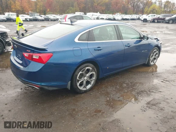 ✅ 2019 Chevrolet Malibu RS • VIN: 1G1ZG5ST0KF185523 • Lot: 43579539. Wystawiony na IAAI z przebiegiem 73 168 mil. Bezpłatny archiwum sprzedaży aukcyjnych z USA i szczegółowy raport historii pojazdu na DreamBid. Zdjęcie 4.