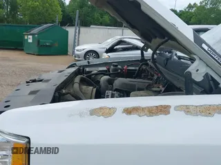 ✅ 2010 Chevrolet Silverado 3500HD • VIN: 1GB5KZBK7AZ252039 • Lot: 42203910. Listed on IAAI with 379,973 mi. Free auction sales archive from the USA and detailed vehicle history report at DreamBid. Image 18.