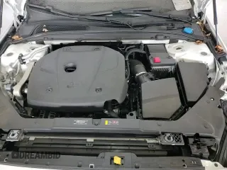 ✅ 2022 Volvo V60 • VIN: YV4102WK4N2092036 • Lot: 80911585. Wystawiony na Copart z przebiegiem 26 176 mil. Bezpłatny archiwum sprzedaży aukcyjnych z USA i szczegółowy raport historii pojazdu na DreamBid. Zdjęcie 14.