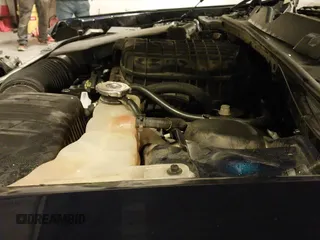 ✅ 2014 Dodge Challenger SXT • VIN: 2C3CDYAGXEH284224 • Lot: 41526460. Wystawiony na IAAI z przebiegiem 134 196 mil. Bezpłatny archiwum sprzedaży aukcyjnych z USA i szczegółowy raport historii pojazdu na DreamBid. Zdjęcie 22.