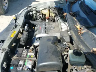 ✅ 2001 Lexus RX 300 • VIN: JTJGF10U610088704 • Лот: 43356030. Опубликован ранее на IAAI с пробегом 251 624 миль. Бесплатный доступ к архиву аукционных продаж из США и подробный отчёт об истории автомобиля на DreamBid. Изображение 18.