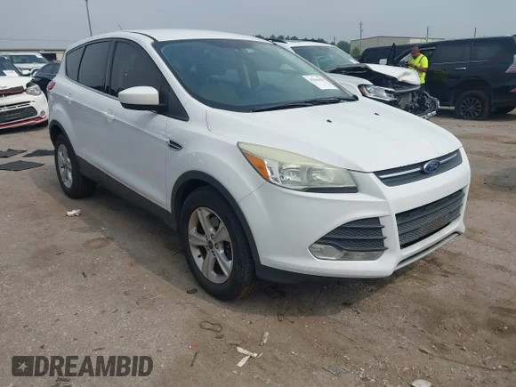 ✅ 2015 Ford Escape SE • VIN: 1FMCU9G98FUA19788 • Lot: 45042070. Wystawiony na IAAI z przebiegiem 158 779 mil. Bezpłatny archiwum sprzedaży aukcyjnych z USA i szczegółowy raport historii pojazdu na DreamBid. Zdjęcie 1.