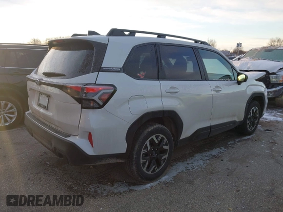 ✅ 2025 Subaru Forester Premium • VIN: JF2SLDDC7SH437611 • Lot: 44116941. Wystawiony na IAAI z przebiegiem 12 648 mil. Bezpłatny archiwum sprzedaży aukcyjnych z USA i szczegółowy raport historii pojazdu na DreamBid. Zdjęcie 4.
