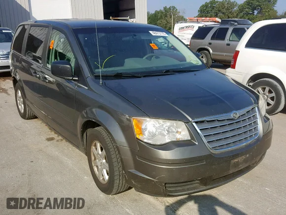 ✅ 2010 Chrysler Town & Country LX • VIN: 2A4RR2D15AR436789 • Лот: 48473179. Опубликован ранее на Copart с пробегом 78 503 миль. Бесплатный доступ к архиву аукционных продаж из США и подробный отчёт об истории автомобиля на DreamBid. Изображение 1.
