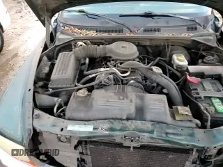 ✅ 2001 Dodge Dakota • VIN: 1B7GL22X51S315149 • Lot: 41628735. Wystawiony na Copart z przebiegiem 295 276 mil. Bezpłatny archiwum sprzedaży aukcyjnych z USA i szczegółowy raport historii pojazdu na DreamBid. Zdjęcie 13.