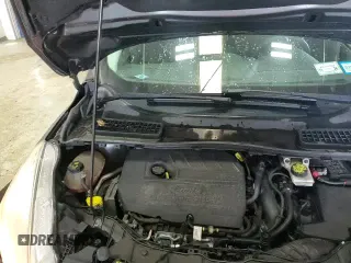 ✅ 2017 Ford Escape SE • VIN: 1FMCU9GD9HUD14924 • Lot: 59916915. Wystawiony na Copart z przebiegiem 70 039 mil. Bezpłatny archiwum sprzedaży aukcyjnych z USA i szczegółowy raport historii pojazdu na DreamBid. Zdjęcie 13.