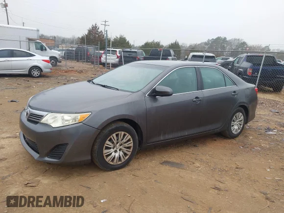 ✅ 2014 Toyota Camry SE • VIN: 4T1BF1FK7EU872323 • Lot: 44533535. Wystawiony na IAAI z przebiegiem 193 436 mil. Bezpłatny archiwum sprzedaży aukcyjnych z USA i szczegółowy raport historii pojazdu na DreamBid. Zdjęcie 2.