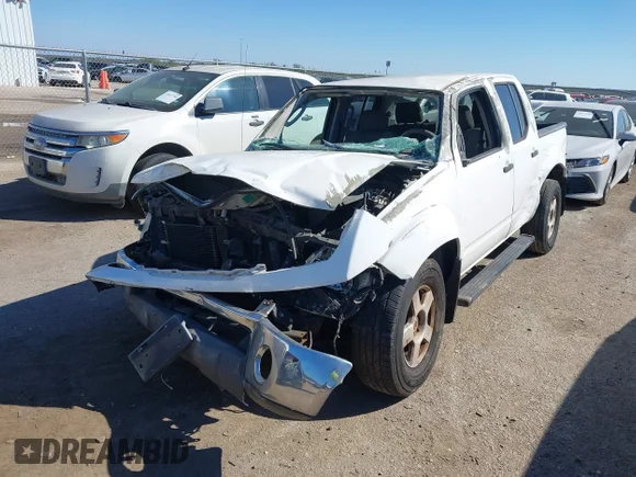 ✅ 2005 Nissan Frontier LE • VIN: 1N6AD07U05C424881 • Lot: 43605829. Wystawiony na IAAI z przebiegiem 199 731 mil. Bezpłatny archiwum sprzedaży aukcyjnych z USA i szczegółowy raport historii pojazdu na DreamBid. Zdjęcie 2.