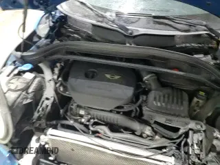 ✅ 2018 MINI Countryman Cooper • VIN: WMZYV5C31J3B75920 • Лот: 46516935. Опубликован ранее на Copart с пробегом 56 175 миль. Бесплатный доступ к архиву аукционных продаж из США и подробный отчёт об истории автомобиля на DreamBid. Изображение 13.