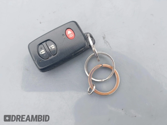 ✅ 2012 Toyota Prius Three • VIN: JTDKN3DU9C1565760 • Lot: 44385232. Wystawiony na IAAI z przebiegiem 302 723 mil. Bezpłatny archiwum sprzedaży aukcyjnych z USA i szczegółowy raport historii pojazdu na DreamBid. Zdjęcie 11.