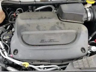 ✅ 2020 Chrysler Voyager LXi • VIN: 2C4RC1DG2LR249230 • Лот: 89660475. Опубликован ранее на Copart с пробегом 142 781 миль. Бесплатный доступ к архиву аукционных продаж из США и подробный отчёт об истории автомобиля на DreamBid. Изображение 14.