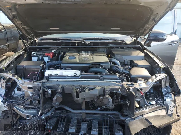 ✅ 2025 Lexus LX 600 Luxury • VIN: JTJGB7CX9S4073077 • Lot: 77685055. Listed on Copart with 17,443 mi. Free auction sales archive from the USA and detailed vehicle history report at DreamBid. Image 12.