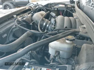 ✅ 2015 Chevrolet Silverado 1500 LT • VIN: 3GCPCRECXFG251724 • Lot: 42190317. Wystawiony na IAAI z przebiegiem 125 448 mil. Bezpłatny archiwum sprzedaży aukcyjnych z USA i szczegółowy raport historii pojazdu na DreamBid. Zdjęcie 15.