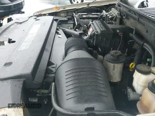 ✅ 2005 Ford Expedition Special Service • VIN: 1FMPU15545LA21044 • Lot: 43317671. Listed on IAAI with 151,176 mi. Free auction sales archive from the USA and detailed vehicle history report at DreamBid. Image 19.